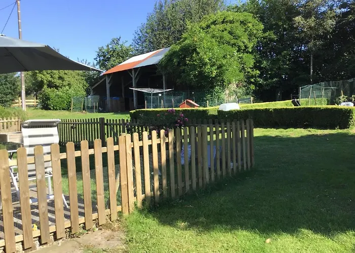 La Ville - Les Petits Champs Bed & Breakfast Buais-les-Monts