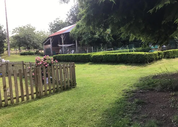 La Ville - Les Petits Champs Bed & Breakfast Buais-les-Monts