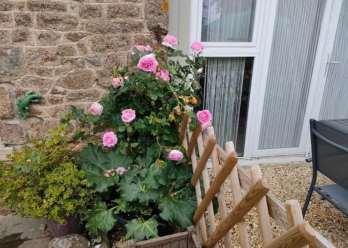 La Ville - Les Petits Champs Bed & Breakfast Buais-les-Monts